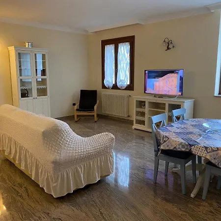Giada Apartman *